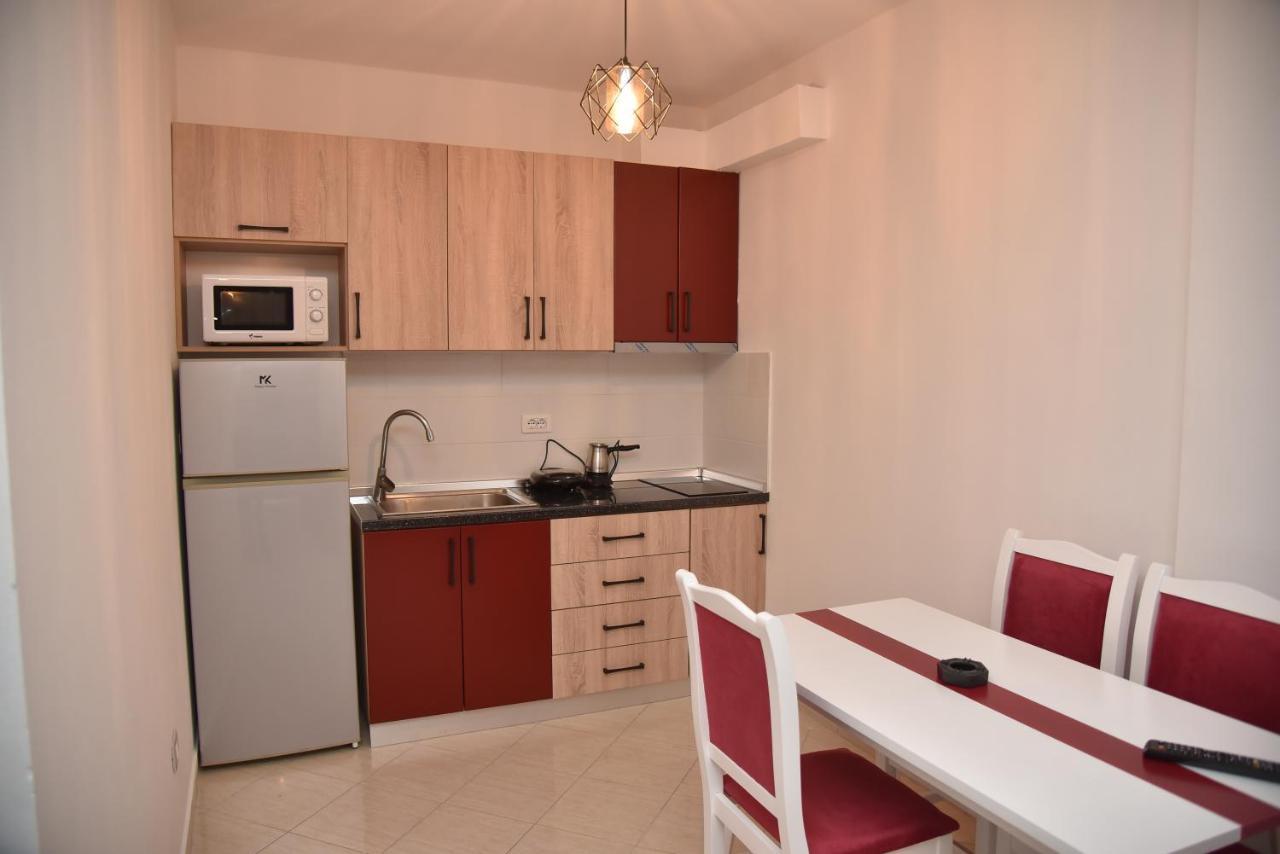 Flowers Apartments Golem  Dış mekan fotoğraf
