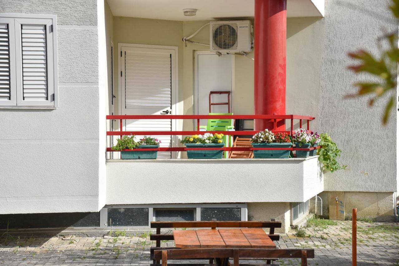 Flowers Apartments Golem  Dış mekan fotoğraf