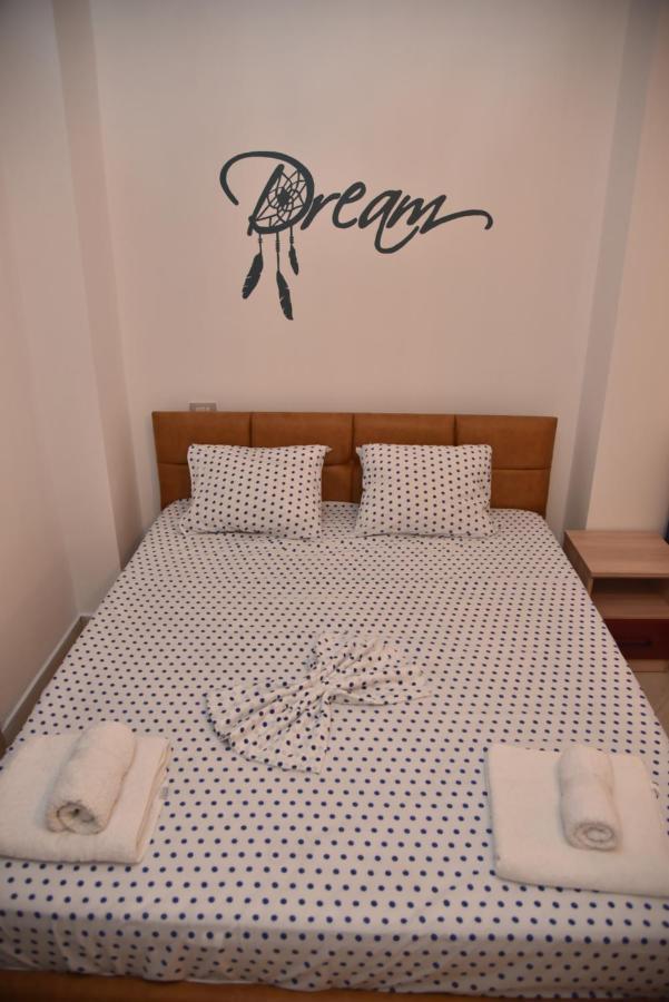 Flowers Apartments Golem  Dış mekan fotoğraf