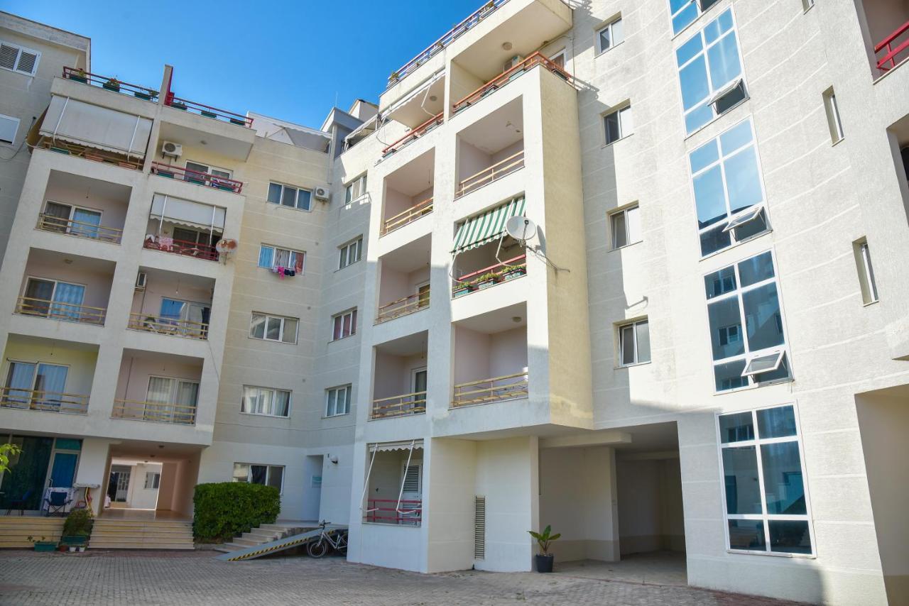 Flowers Apartments Golem  Dış mekan fotoğraf