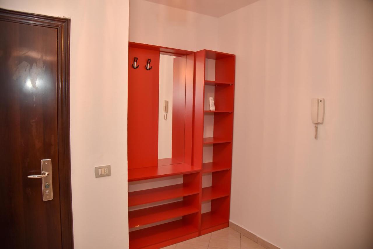 Flowers Apartments Golem  Dış mekan fotoğraf