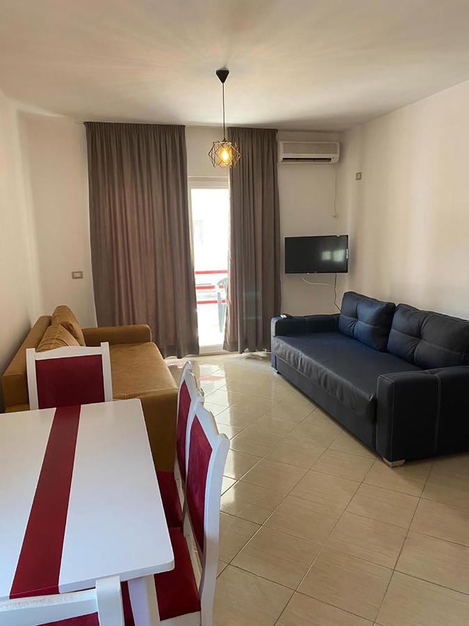 Flowers Apartments Golem  Dış mekan fotoğraf