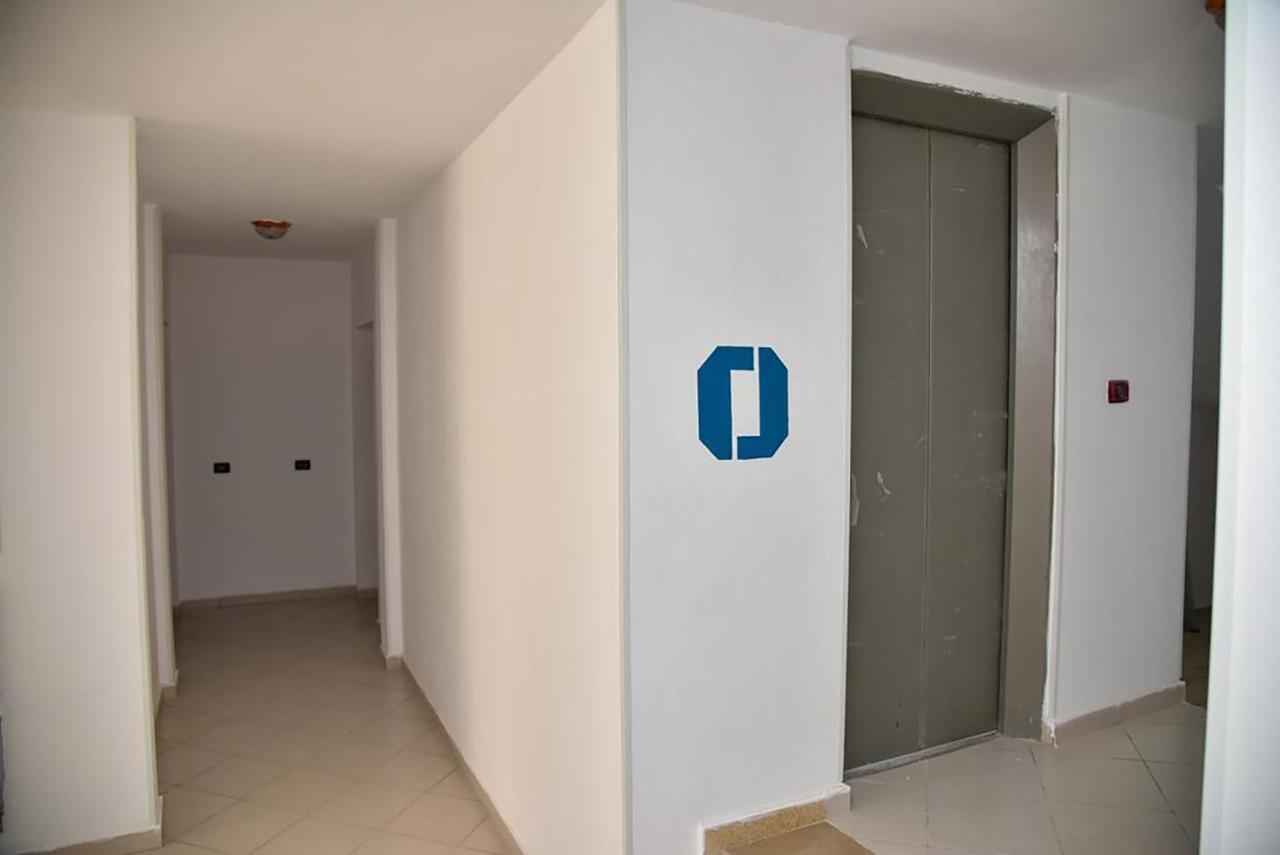Flowers Apartments Golem  Dış mekan fotoğraf