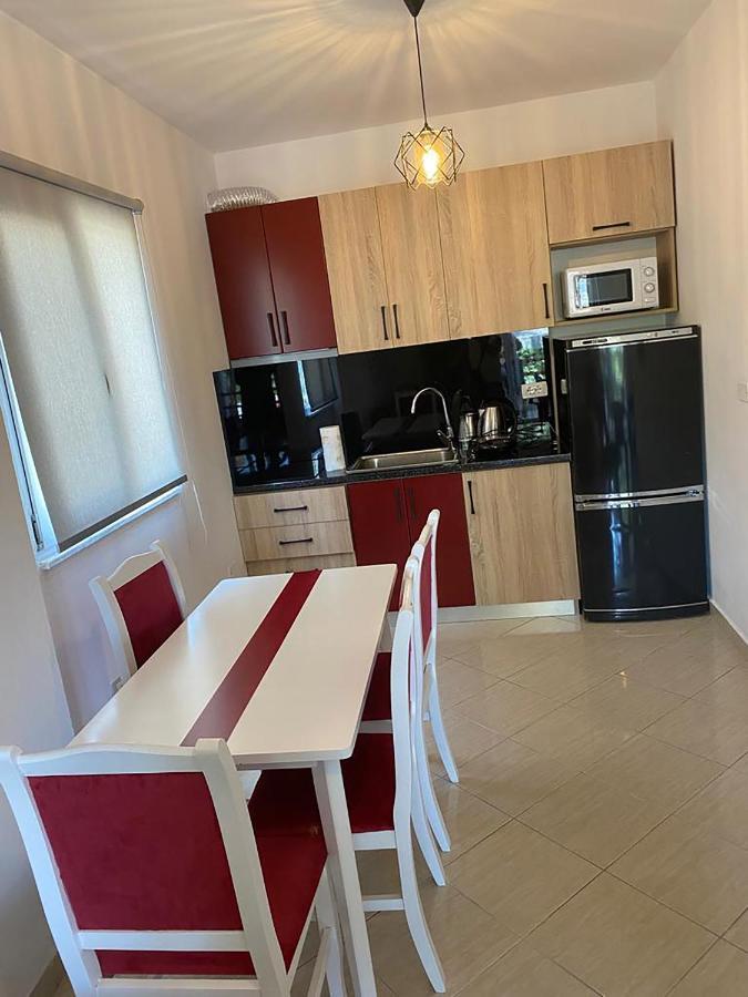 Flowers Apartments Golem  Dış mekan fotoğraf